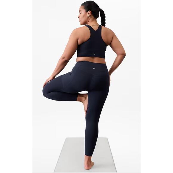 Athleta Salutation Stash High Rise 7/8 Legging w/Pockets in Navy sz. 2X - Picture 2 of 9